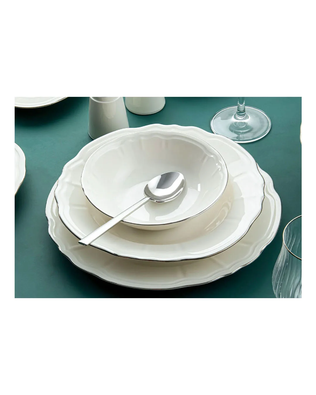 Star Yemek Set 24 Parça Tifany